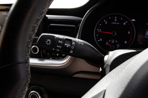 Kia Stonic CRDI 3 ISG 17