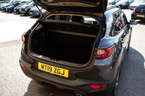 Kia Stonic CRDI 3 ISG 36