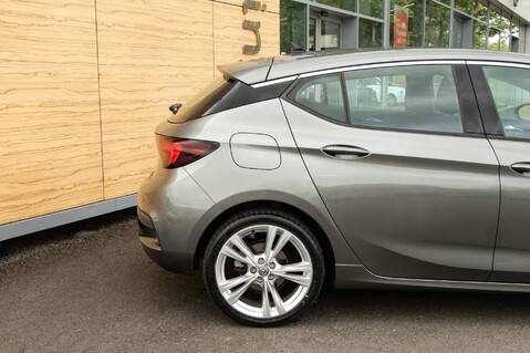 Vauxhall Astra SRI VX-LINE NAV 7