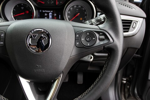 Vauxhall Astra SRI VX-LINE NAV 20