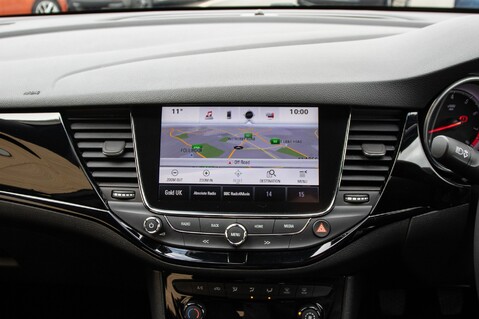 Vauxhall Astra SRI VX-LINE NAV 25