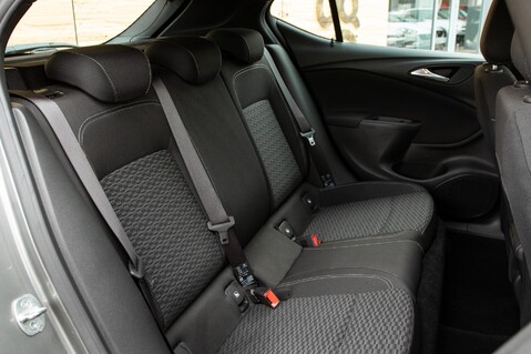 Vauxhall Astra SRI VX-LINE NAV 32