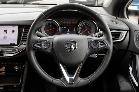 Vauxhall Astra SRI VX-LINE NAV 21