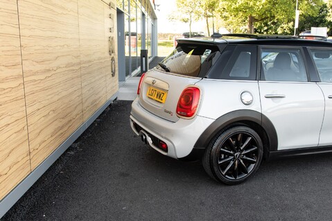 Mini Hatch COOPER S 8