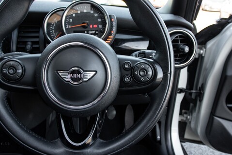 Mini Hatch COOPER S 20