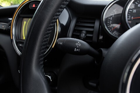 Mini Hatch COOPER S 17