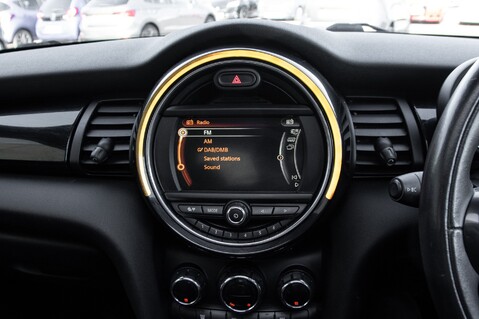 Mini Hatch COOPER S 23