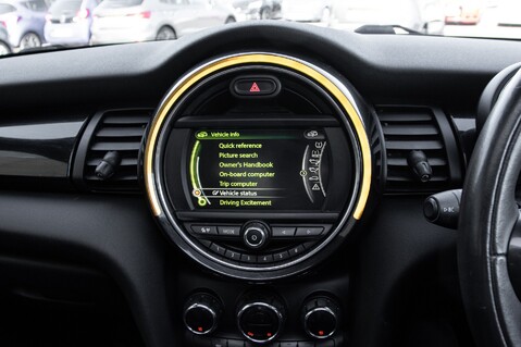 Mini Hatch COOPER S 28