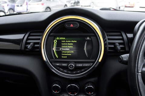 Mini Hatch COOPER S 29