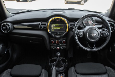 Mini Hatch COOPER S 3