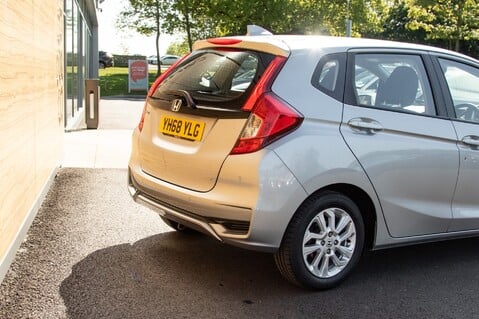 Honda Jazz I-VTEC SE NAVI 8