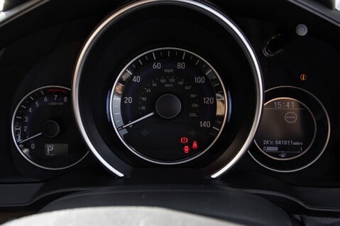 Honda Jazz I-VTEC SE NAVI 15