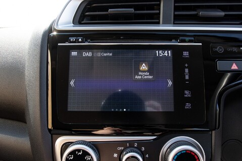 Honda Jazz I-VTEC SE NAVI 23