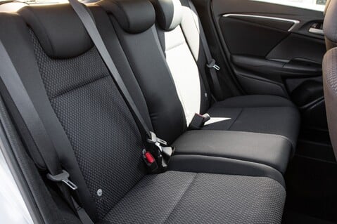 Honda Jazz I-VTEC SE NAVI 33