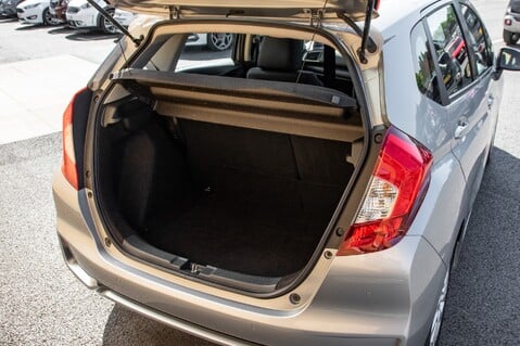 Honda Jazz I-VTEC SE NAVI 34