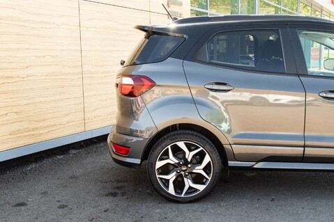 Ford Ecosport ST-LINE 7