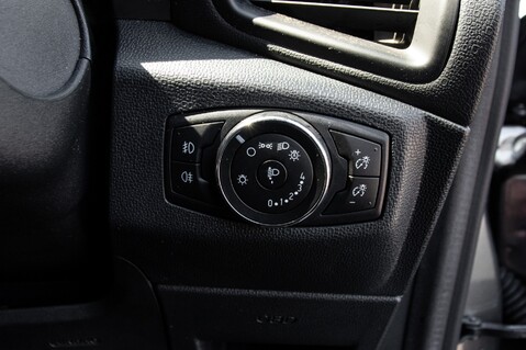 Ford Ecosport ST-LINE 16