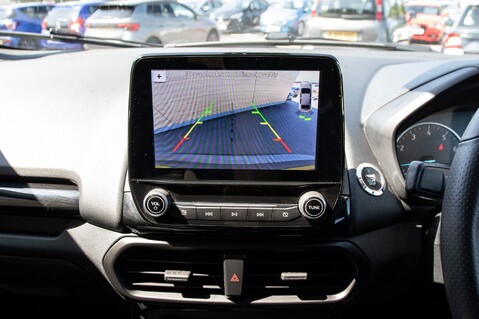 Ford Ecosport ST-LINE 27