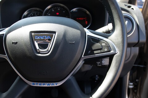 Dacia Logan STEPWAY COMFORT TCE 20