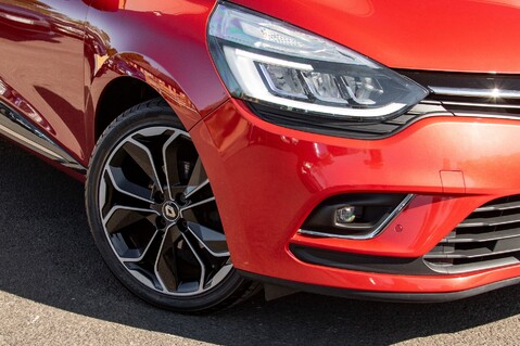 Renault Clio DYNAMIQUE S NAV DCI 11