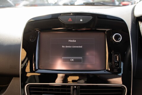 Renault Clio DYNAMIQUE S NAV DCI 25
