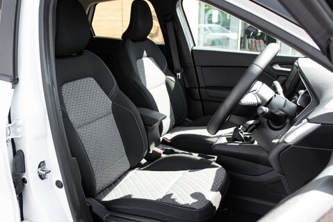 Renault Captur LIMITED TCE 30