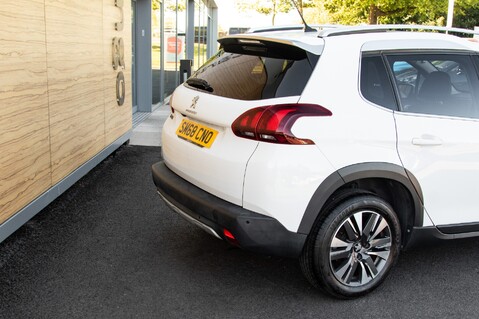 Peugeot 2008 ALLURE PREMIUM 8