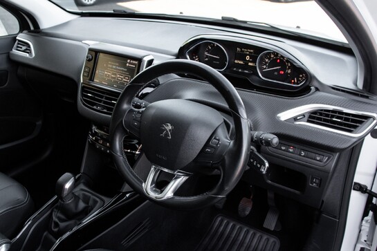 Peugeot 2008 ALLURE PREMIUM