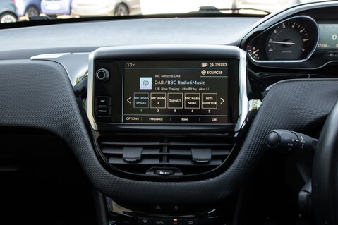Peugeot 2008 ALLURE PREMIUM 23