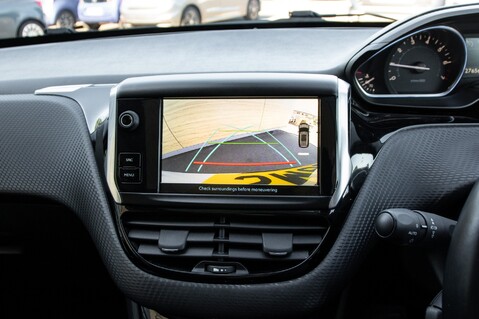 Peugeot 2008 ALLURE PREMIUM 29
