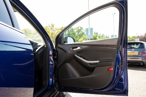 Ford Focus ZETEC EDITION 14