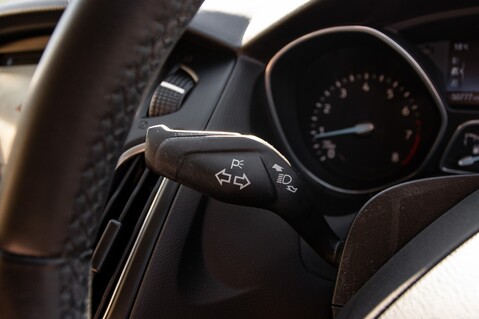 Ford Focus ZETEC EDITION 17