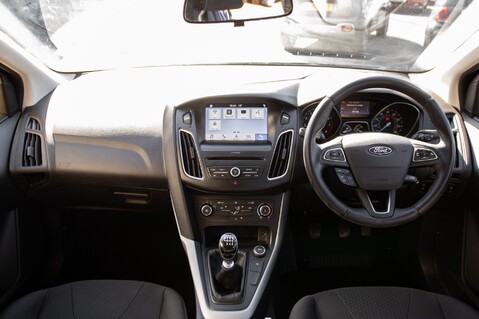 Ford Focus ZETEC EDITION 3