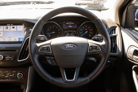 Ford Focus ZETEC EDITION 21