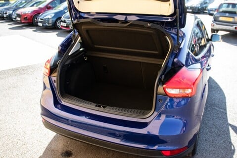 Ford Focus ZETEC EDITION 35