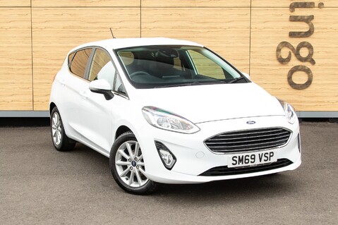 Ford Fiesta TITANIUM 1