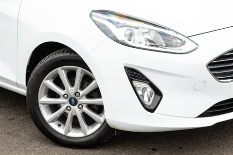 Ford Fiesta TITANIUM 11