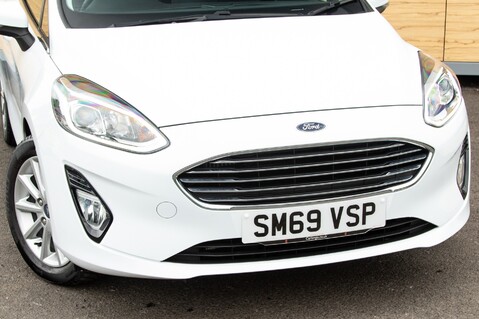Ford Fiesta TITANIUM 10