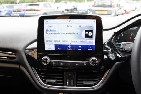 Ford Fiesta TITANIUM 22