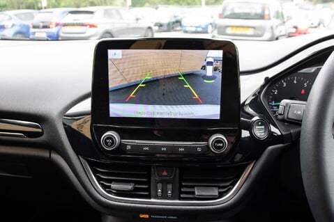 Ford Fiesta TITANIUM 27