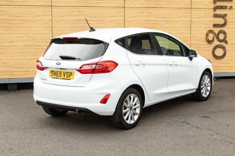 Ford Fiesta TITANIUM 2