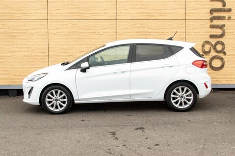 Ford Fiesta TITANIUM 13