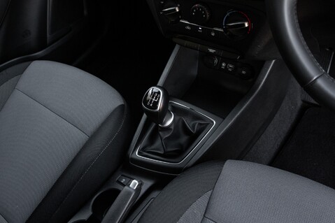Hyundai i20 T-GDI PLAY 31
