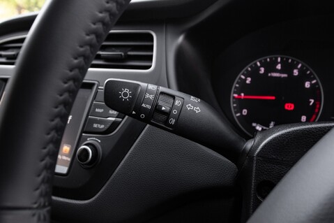 Hyundai i20 T-GDI PLAY 17
