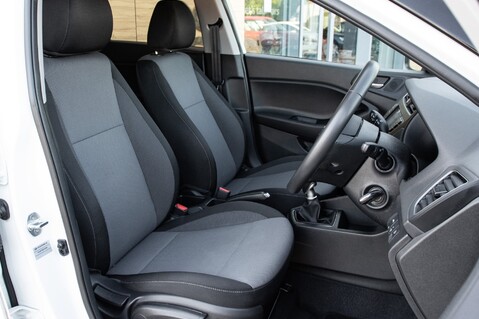 Hyundai i20 T-GDI PLAY 30
