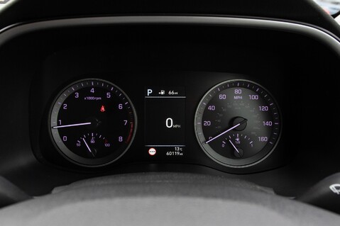 Hyundai TUCSON T-GDI PREMIUM SE 15