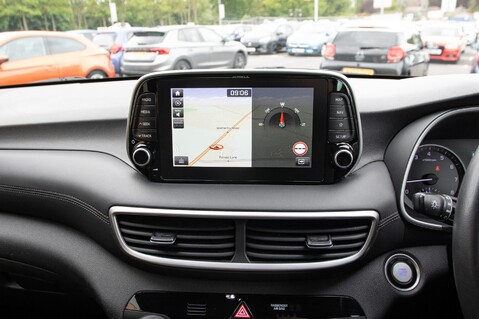 Hyundai TUCSON T-GDI PREMIUM SE 25