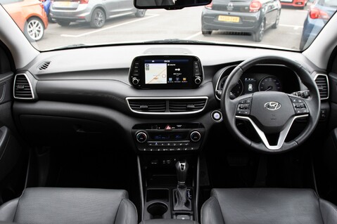 Hyundai TUCSON T-GDI PREMIUM SE 3