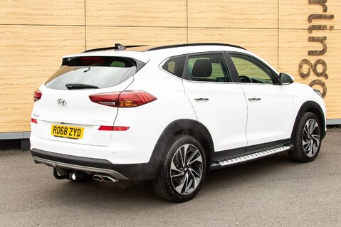 Hyundai TUCSON T-GDI PREMIUM SE 2