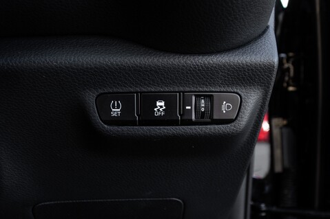 Kia Picanto X-LINE 16